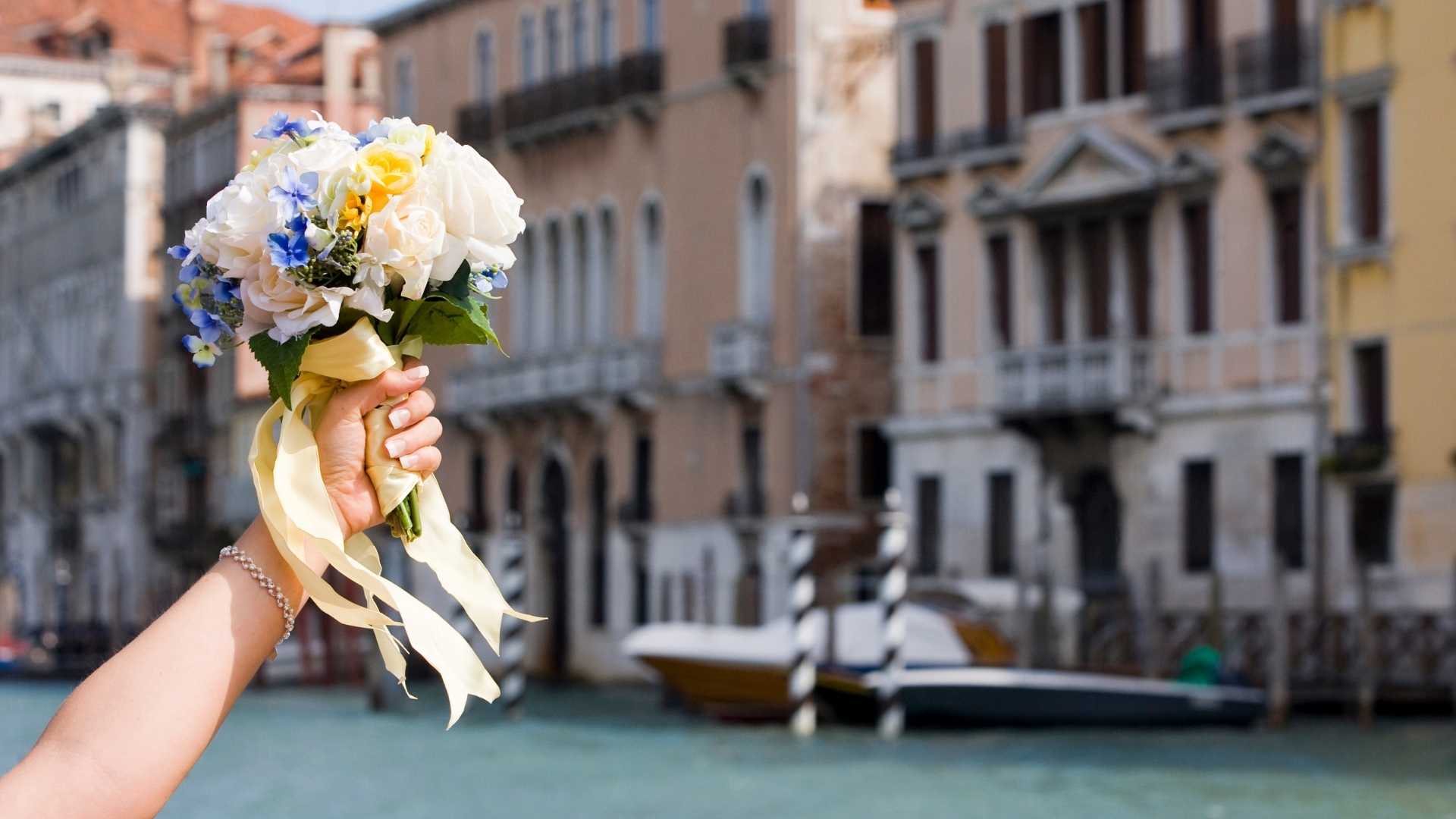 addio al nubilato in barca a venezia
